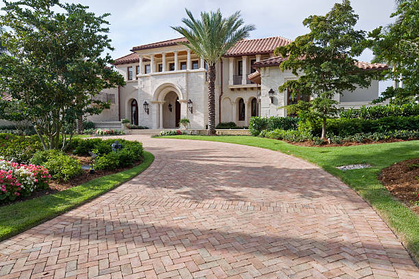 Best Driveway Paving Contractor  in Alturas, FL
